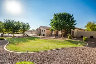 2744 E Country Shadows Ct, Gilbert, AZ 85298 - Photo 7