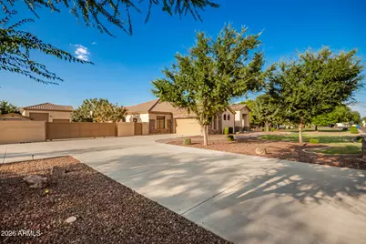 2744 E Country Shadows Court, Gilbert, AZ 85298 - Photo 5