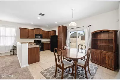 24604 W Mobile Lane, Buckeye, AZ 85326 - Photo 3