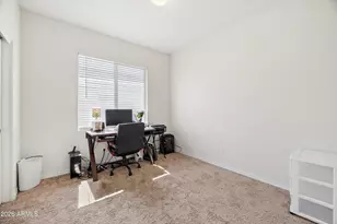 24604 W Mobile Ln, Buckeye, AZ 85326 - Photo 17