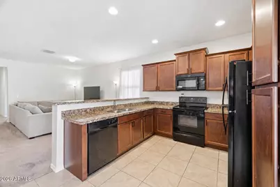 24604 W Mobile Lane, Buckeye, AZ 85326 - Photo 9