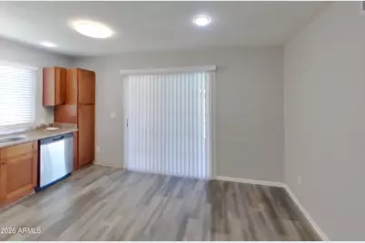 4241 N 73rd Lane, Phoenix, AZ 85033 - Photo 5