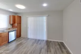 4241 N 73rd Ln, Phoenix, AZ 85033 - Photo 5