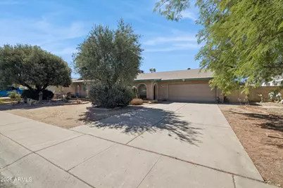 5209 W Las Palmaritas Drive, Glendale, AZ 85302 - Photo 3