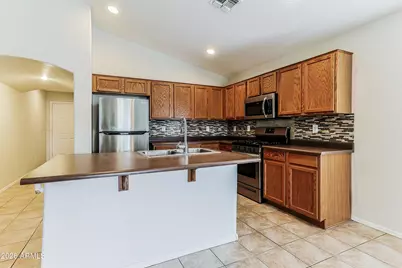 375 W Gascon Road, San Tan Valley, AZ 85143 - Photo 5