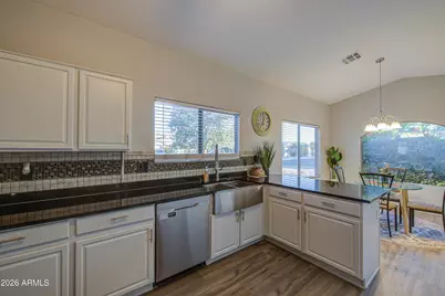 9917 N 94th Avenue, Peoria, AZ 85345 - Photo 13