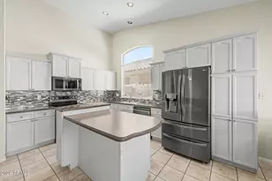 841 N Cambridge Pl, Chandler, AZ 85225 - Photo 17