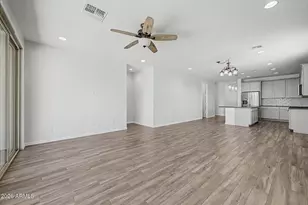 13329 W Lariat Ln, Peoria, AZ 85383 - Photo 11