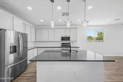 13329 W Lariat Lane, Peoria, AZ 85383 - Photo 5