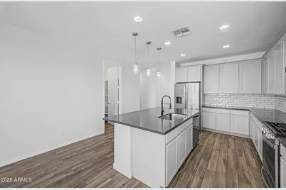 13329 W Lariat Lane, Peoria, AZ 85383 - Photo 13