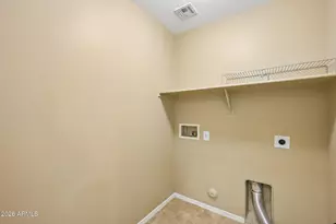 2330 E Pecan Rd, Phoenix, AZ 85040 - Photo 21