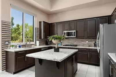 5241 E Hashknife Road, Phoenix, AZ 85054 - Photo 13