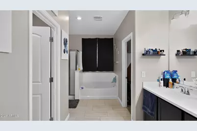 30431 W Picadilly Road, Buckeye, AZ 85396 - Photo 7
