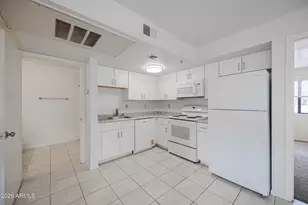 16033 N 25th St, Phoenix, AZ 85032 - Photo 9