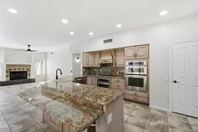 2232 E Tahitian Way, Gilbert, AZ 85234 - Photo 9