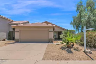 4003 E Anderson Dr, Phoenix, AZ 85032 - Photo 1