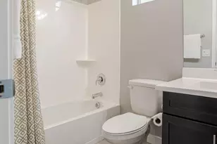 7043 E Portland St, Scottsdale, AZ 85257 - Photo 9