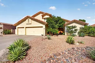 8915 S Ash Ave, Tempe, AZ 85284 - Photo 1