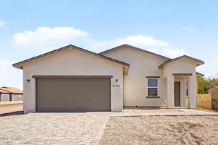 8769 W Reventon Dr, Arizona City, AZ 85123 - Photo 5