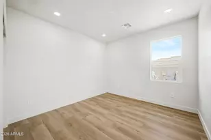 8769 W Reventon Dr, Arizona City, AZ 85123 - Photo 25