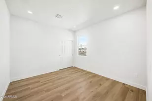 8769 W Reventon Dr, Arizona City, AZ 85123 - Photo 23