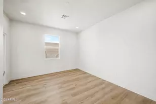 8769 W Reventon Dr, Arizona City, AZ 85123 - Photo 27