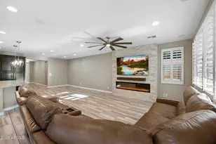 32388 N 129th Dr, Peoria, AZ 85383 - Photo 9