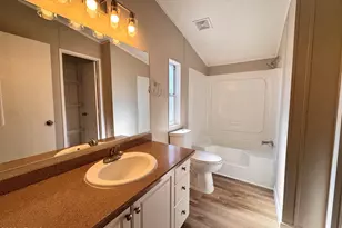 19401 N 7th St, Phoenix, AZ 85024 - Photo 15