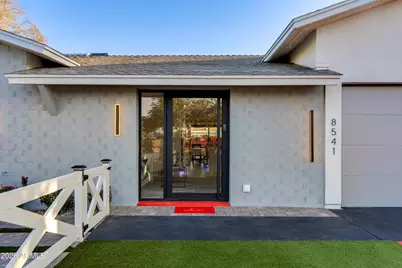8541 E Thomas Road, Scottsdale, AZ 85251 - Photo 11