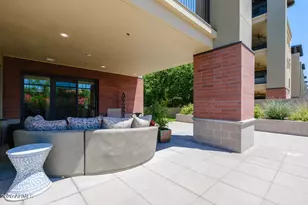 6166 N Scottsdale Rd, Paradise Valley, AZ 85253 - Photo 33