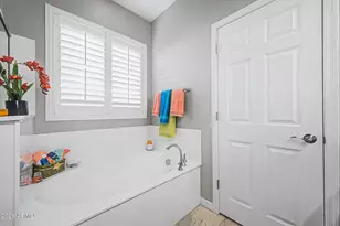 2151 N Beverly Pl, Buckeye, AZ 85396 - Photo 23