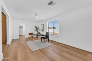 2216 N 68th Dr, Phoenix, AZ 85035 - Photo 13