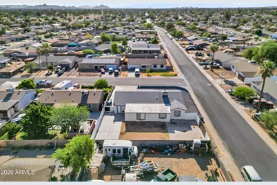 2216 N 68th Drive, Phoenix, AZ 85035 - Photo 39