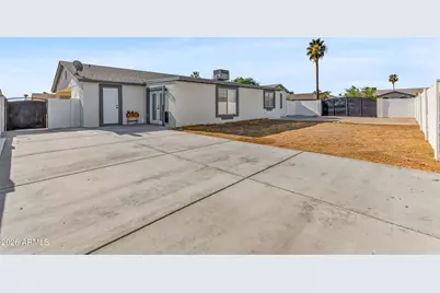 2216 N 68th Drive, Phoenix, AZ 85035 - Photo 29