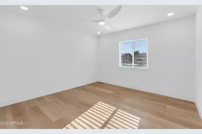 2216 N 68th Drive, Phoenix, AZ 85035 - Photo 27