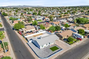 2216 N 68th Dr, Phoenix, AZ 85035 - Photo 35