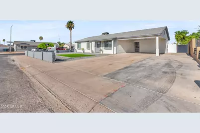 2216 N 68th Drive, Phoenix, AZ 85035 - Photo 3