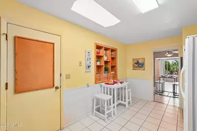 10941 W Roundelay Circle, Sun City, AZ 85351 - Photo 13