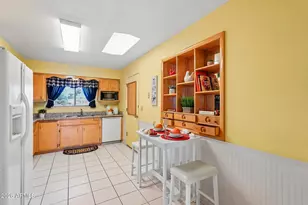 10941 W Roundelay Cir, Sun City, AZ 85351 - Photo 11