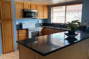 8409 N 31st Ln, Phoenix, AZ 85051 - Photo 21