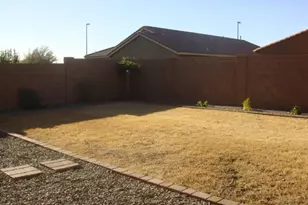 2630 E Gillcrest Rd, Gilbert, AZ 85298 - Photo 11