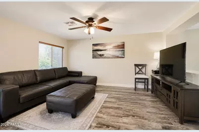 23222 N 22nd Place, Phoenix, AZ 85024 - Photo 7