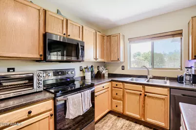23222 N 22nd Place, Phoenix, AZ 85024 - Photo 11