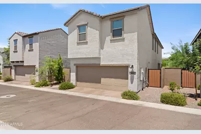 1989 W Hide Trail, Phoenix, AZ 85085 - Photo 31