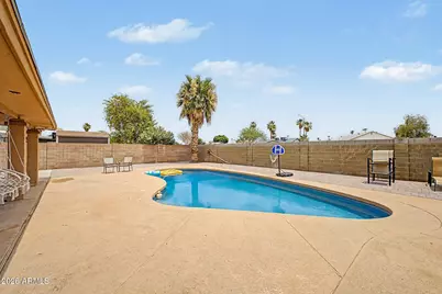 6207 W Maui Lane, Glendale, AZ 85306 - Photo 35