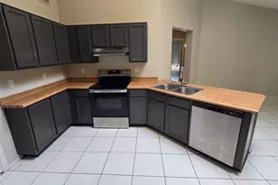6320 W Shaw Butte Dr, Glendale, AZ 85304 - Photo 11