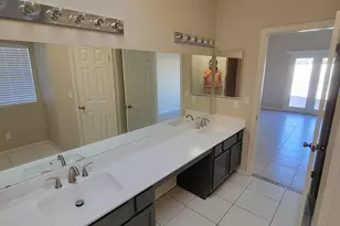6320 W Shaw Butte Dr, Glendale, AZ 85304 - Photo 17