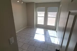 6320 W Shaw Butte Dr, Glendale, AZ 85304 - Photo 17