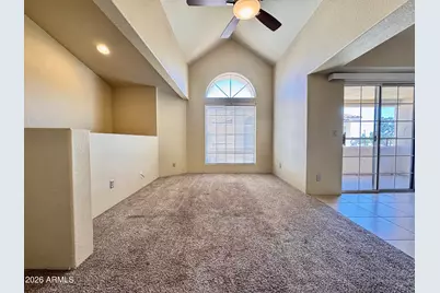 1333 E Morten Avenue #Unit 238, Phoenix, AZ 85020 - Photo 3