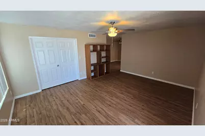 5128 W Surrey Avenue, Glendale, AZ 85304 - Photo 5